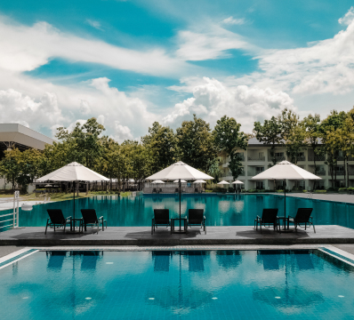 LakeSuites Image - DesignToCodes